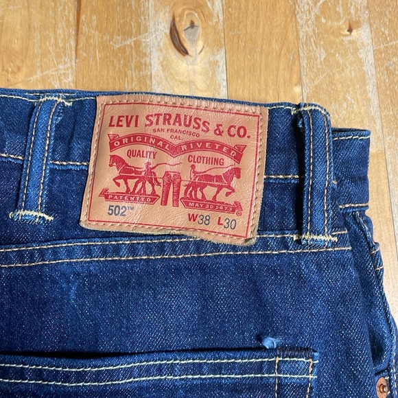 Men’s Levi’s 502 jeans - Picture 3 of 8